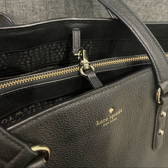 Kate Spade Tote (Large) - Picture 3 of 11